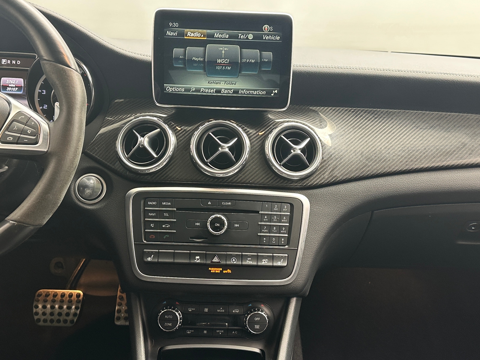 Thumbnail: 2016 Mercedes-Benz GLA - 3