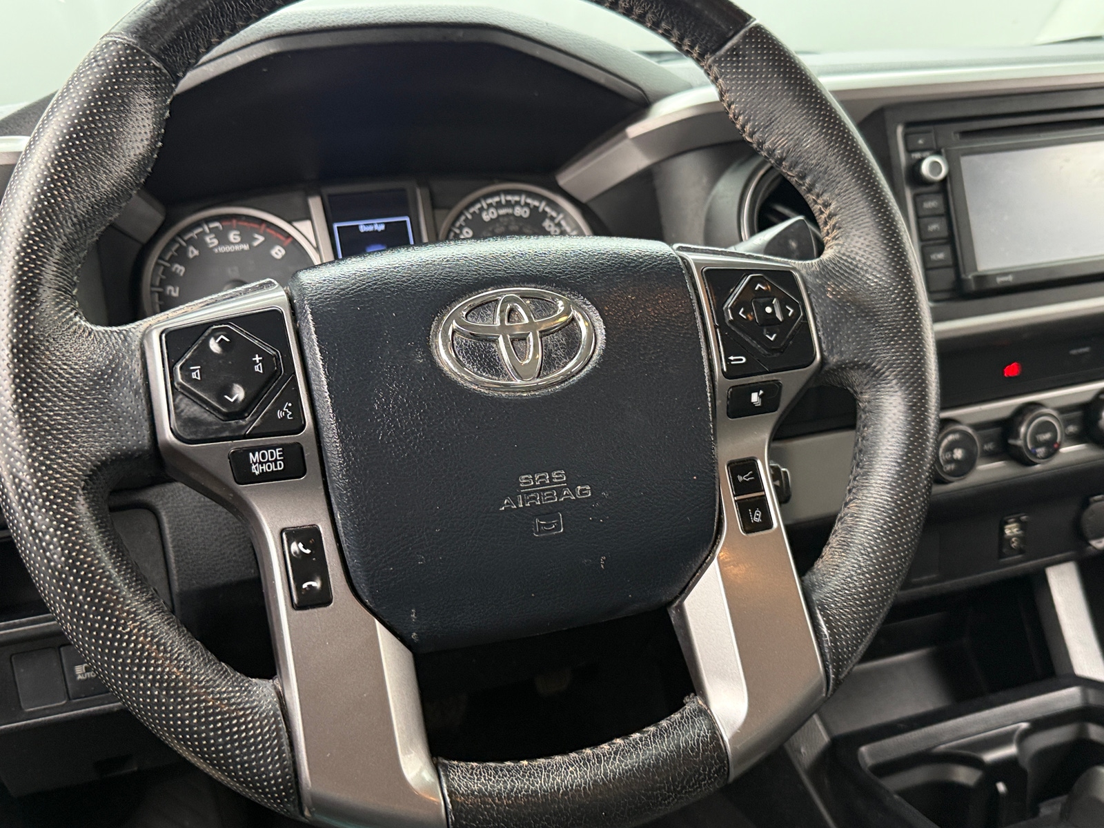 Thumbnail: 2019 Toyota Tacoma - 5