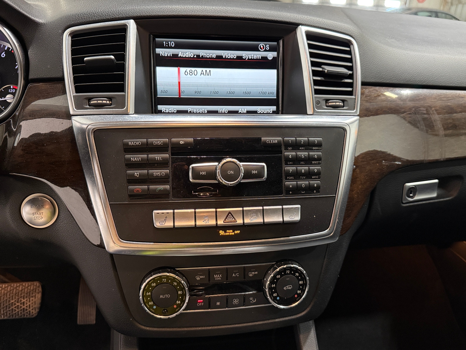 Thumbnail: 2013 Mercedes-Benz M-Class - 3