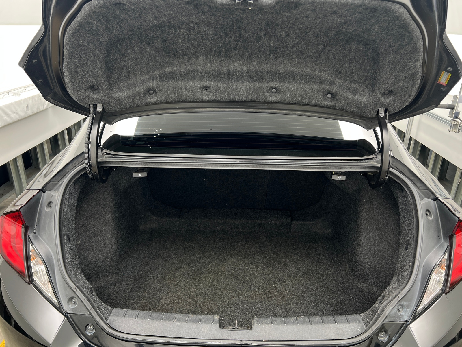 Thumbnail: 2019 Honda Civic - 5