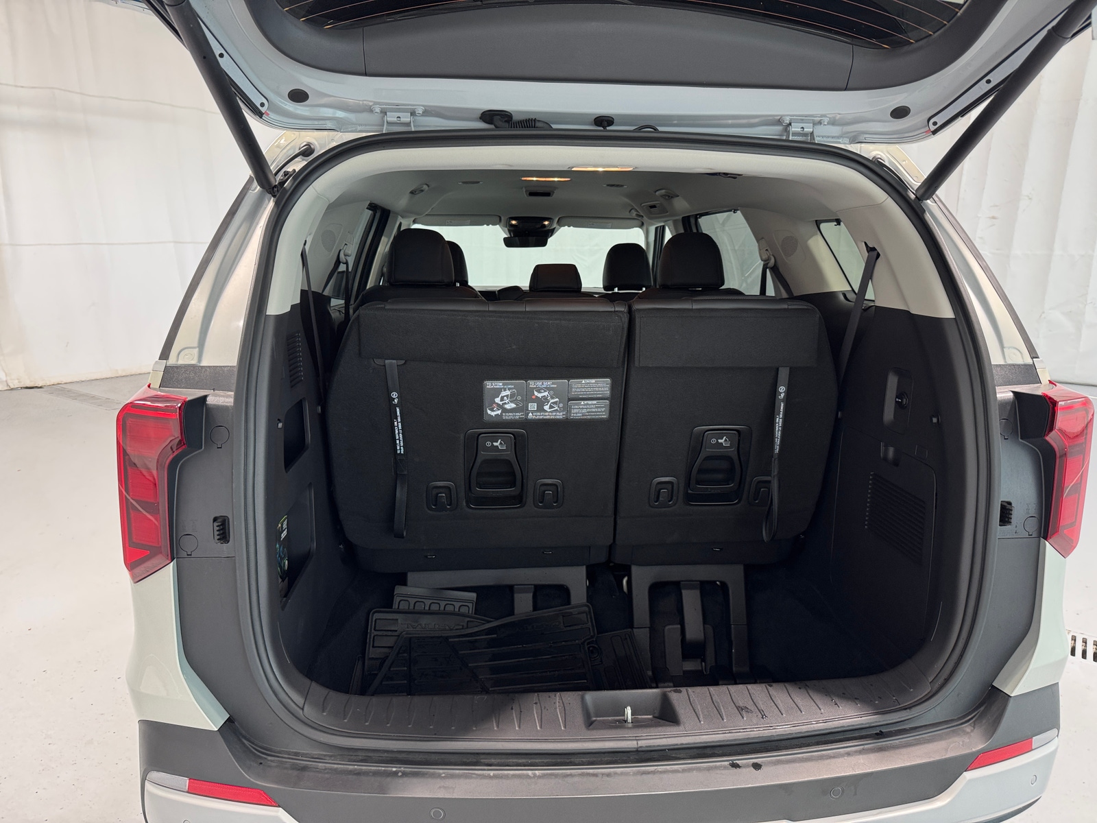 Thumbnail: 2026 Kia Carnival - 6