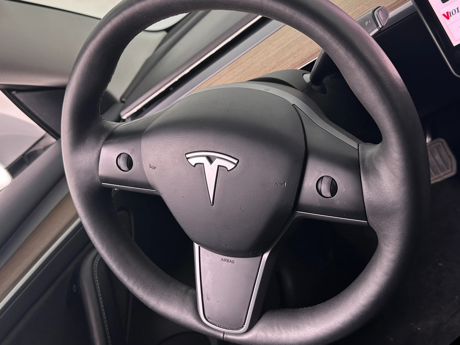 Thumbnail: 2022 Tesla Model 3 - 4
