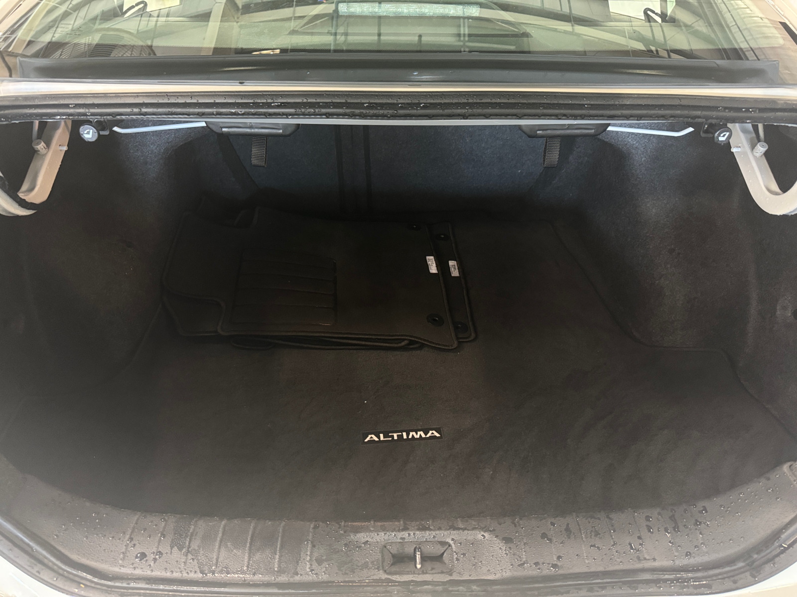 Thumbnail: 2022 Nissan Altima - 7