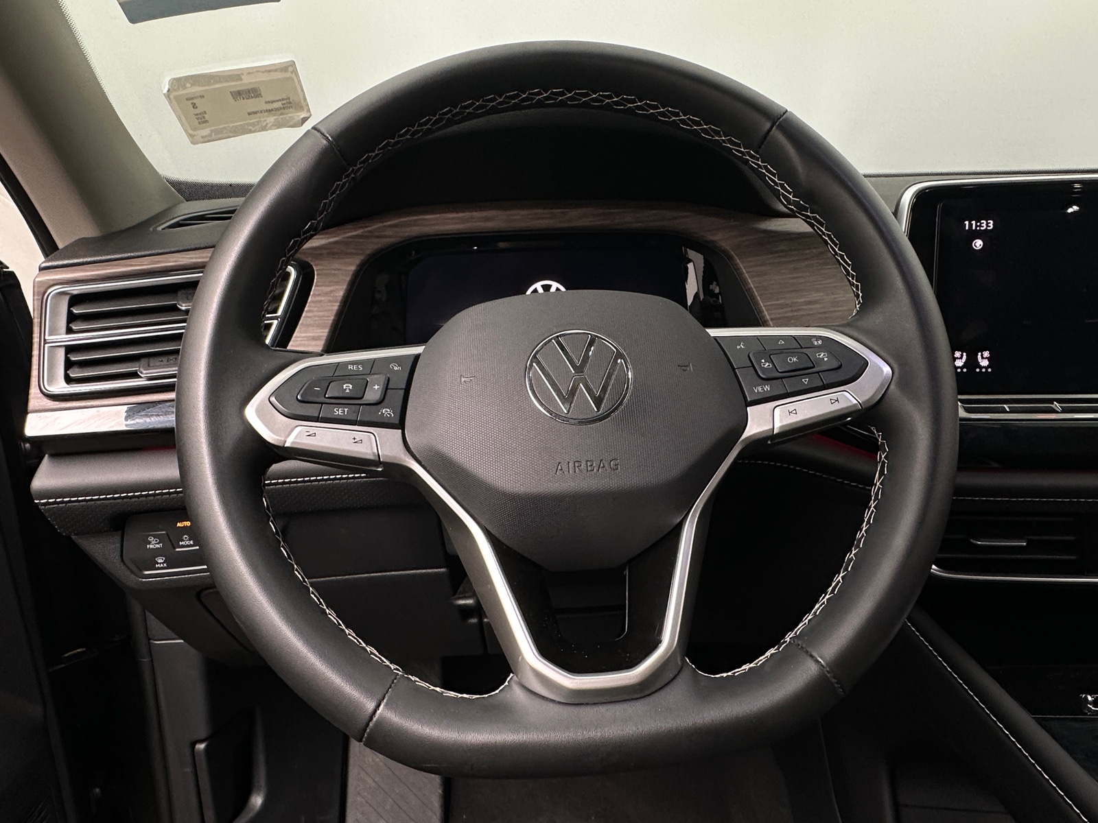 Thumbnail: 2025 Volkswagen Atlas - 4