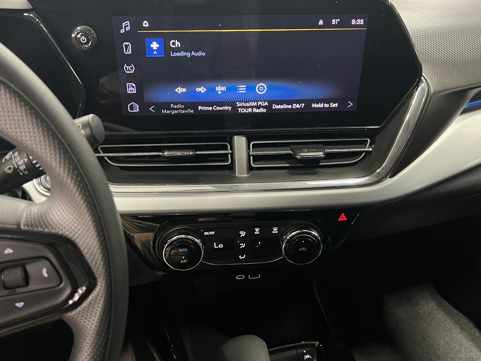 Thumbnail: 2025 Chevrolet Trax - 4