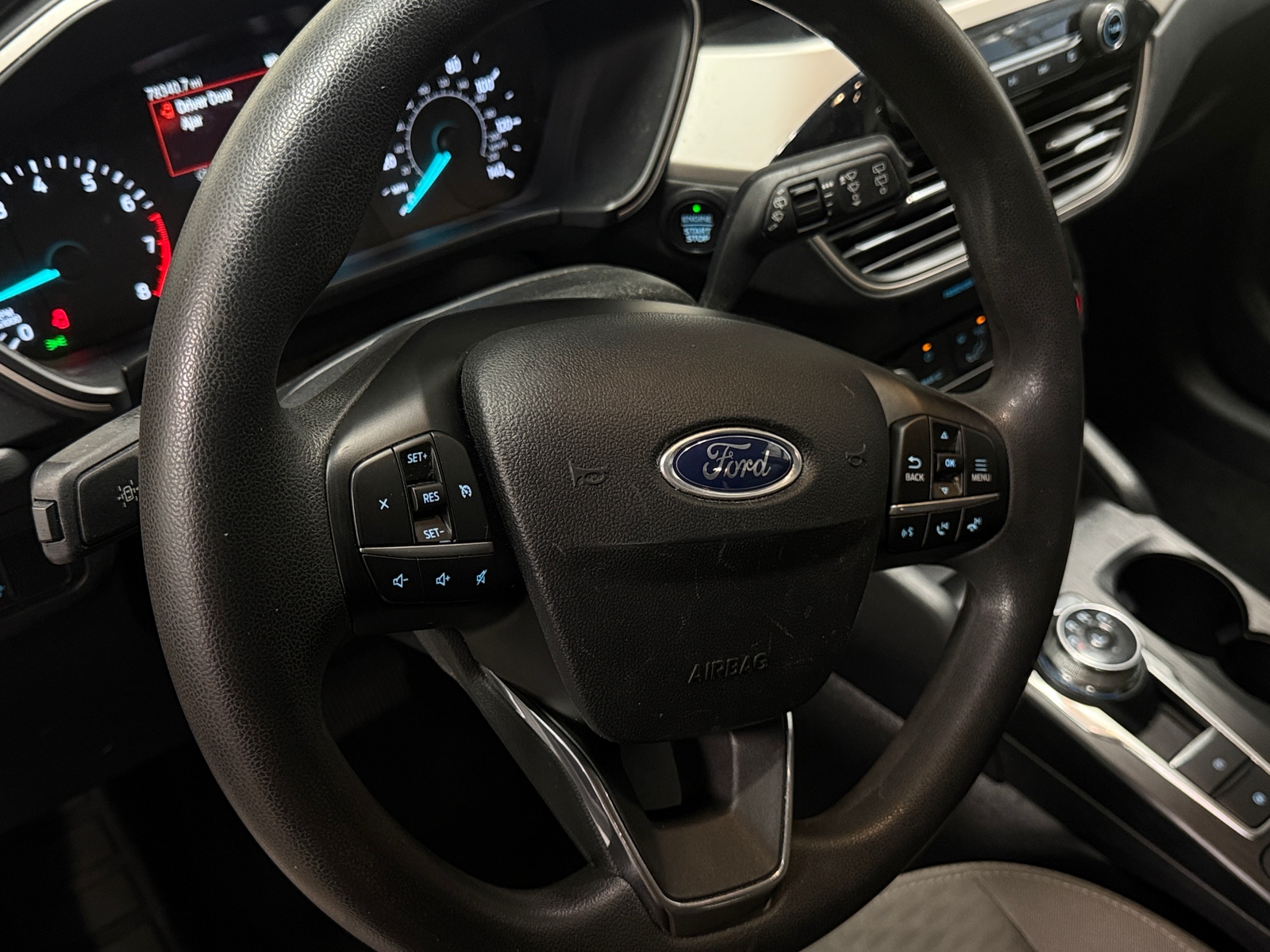 Thumbnail: 2022 Ford Escape - 5