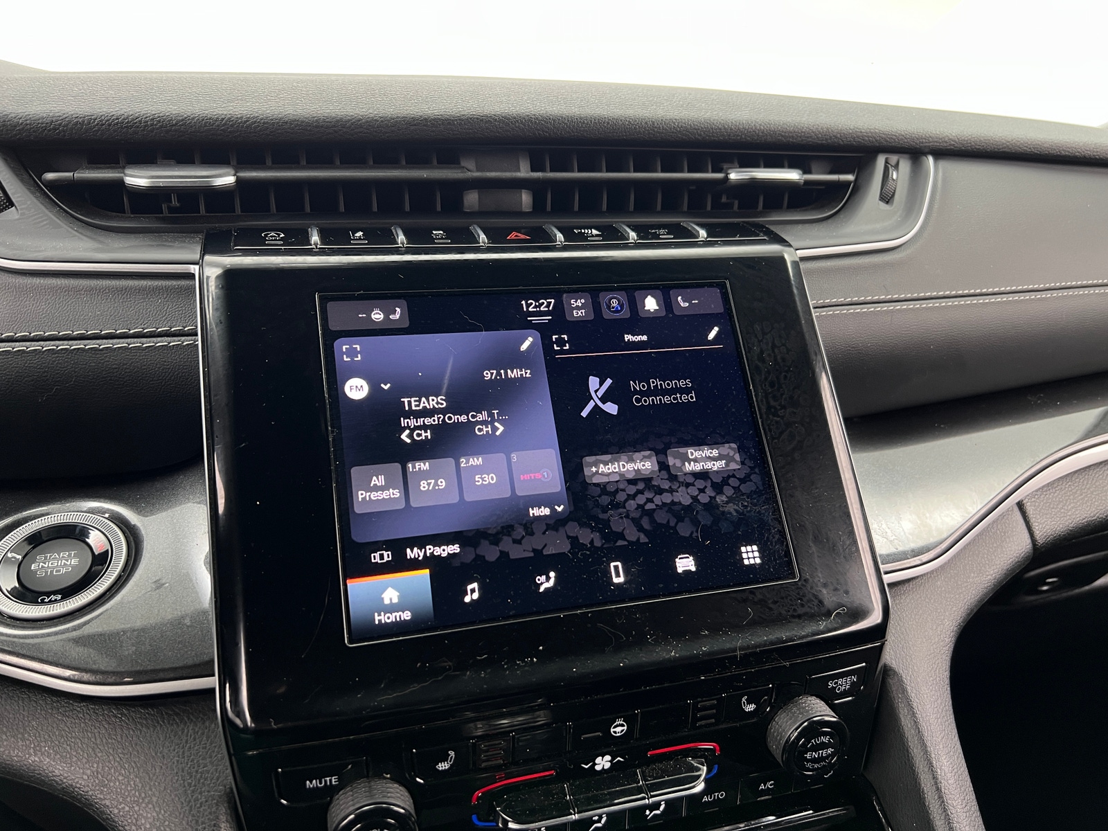 Thumbnail: 2022 Jeep Grand Cherokee - 3