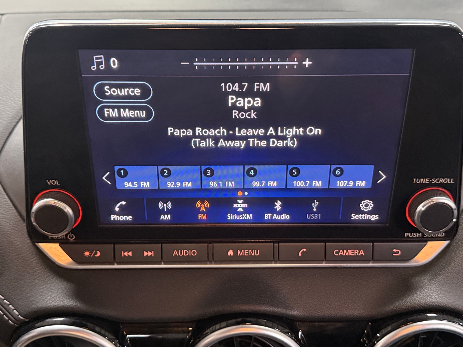 Thumbnail: 2020 Nissan Sentra - 4