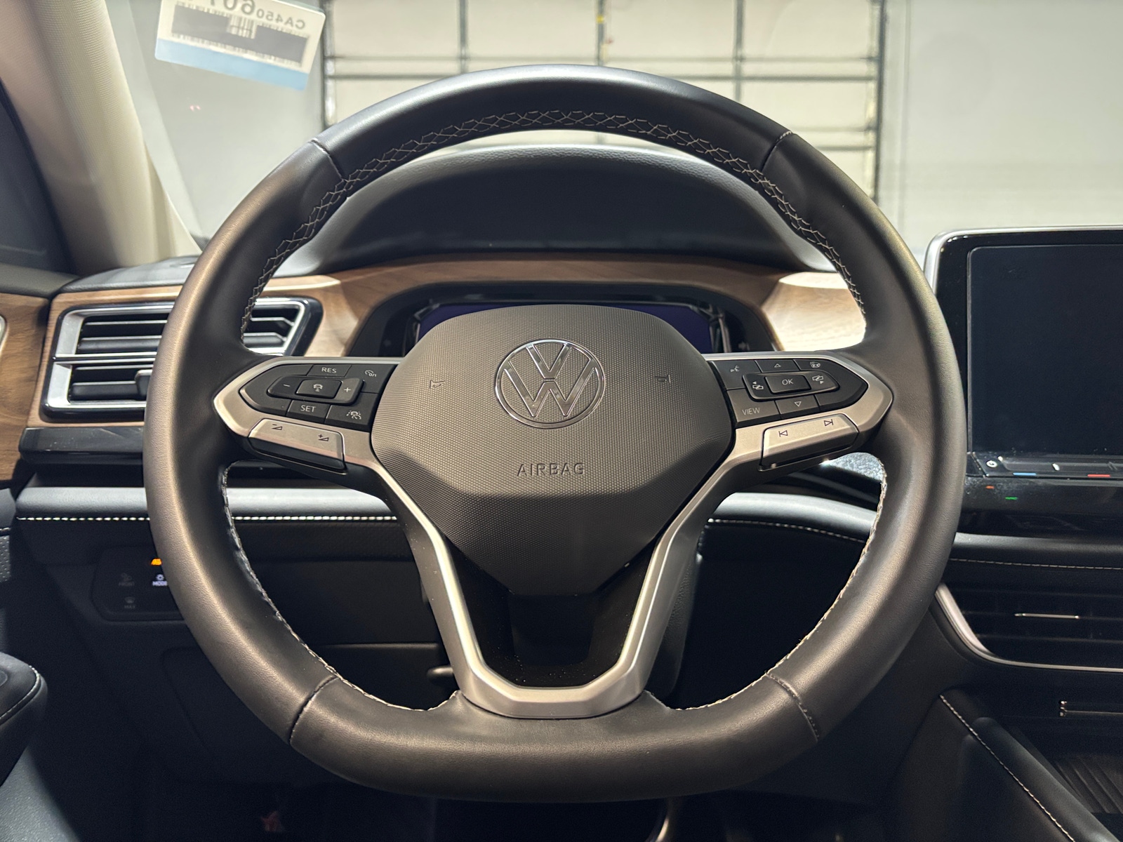 Thumbnail: 2025 Volkswagen Atlas - 4