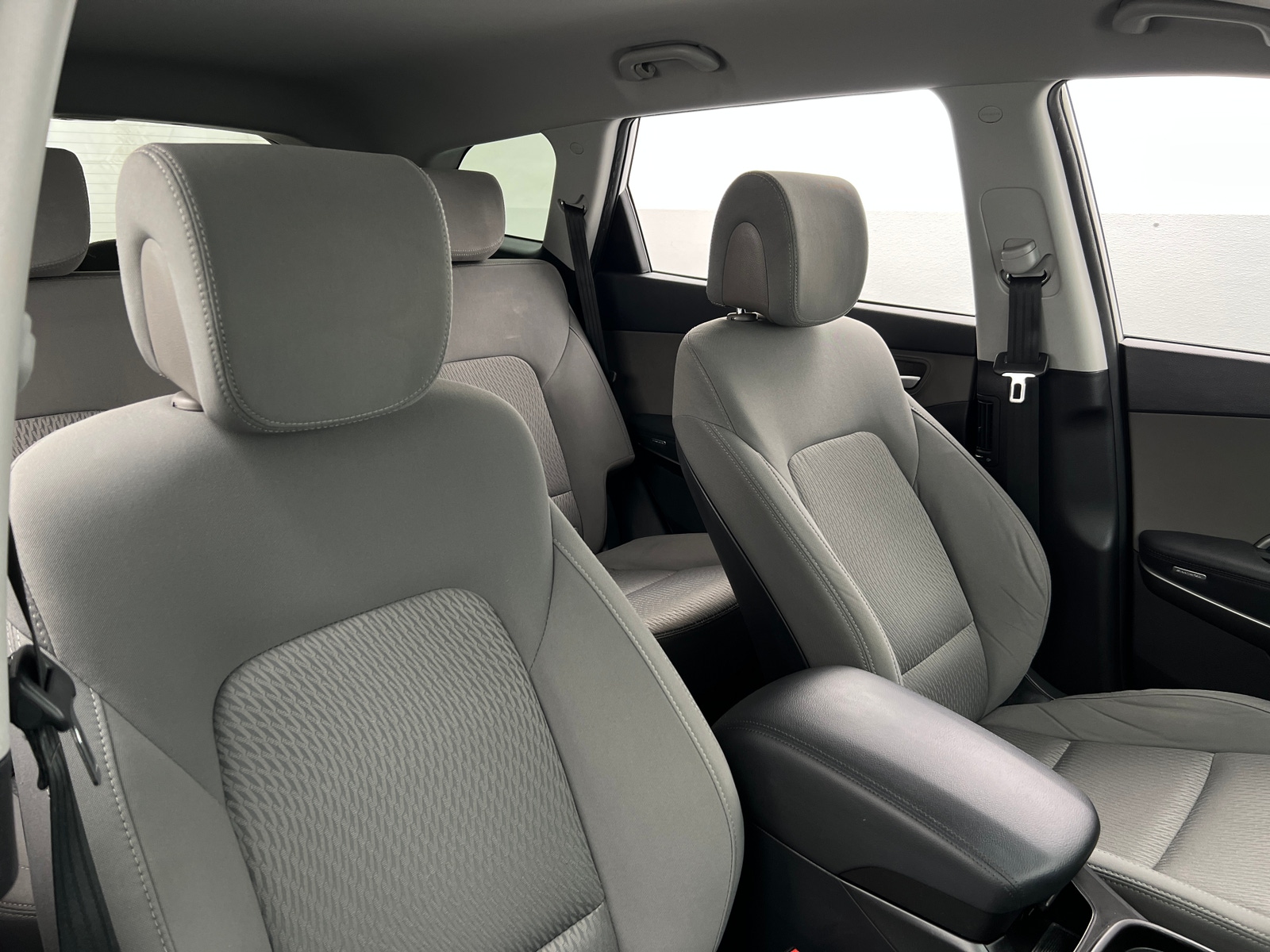 Thumbnail: 2018 Hyundai Santa Fe - 2