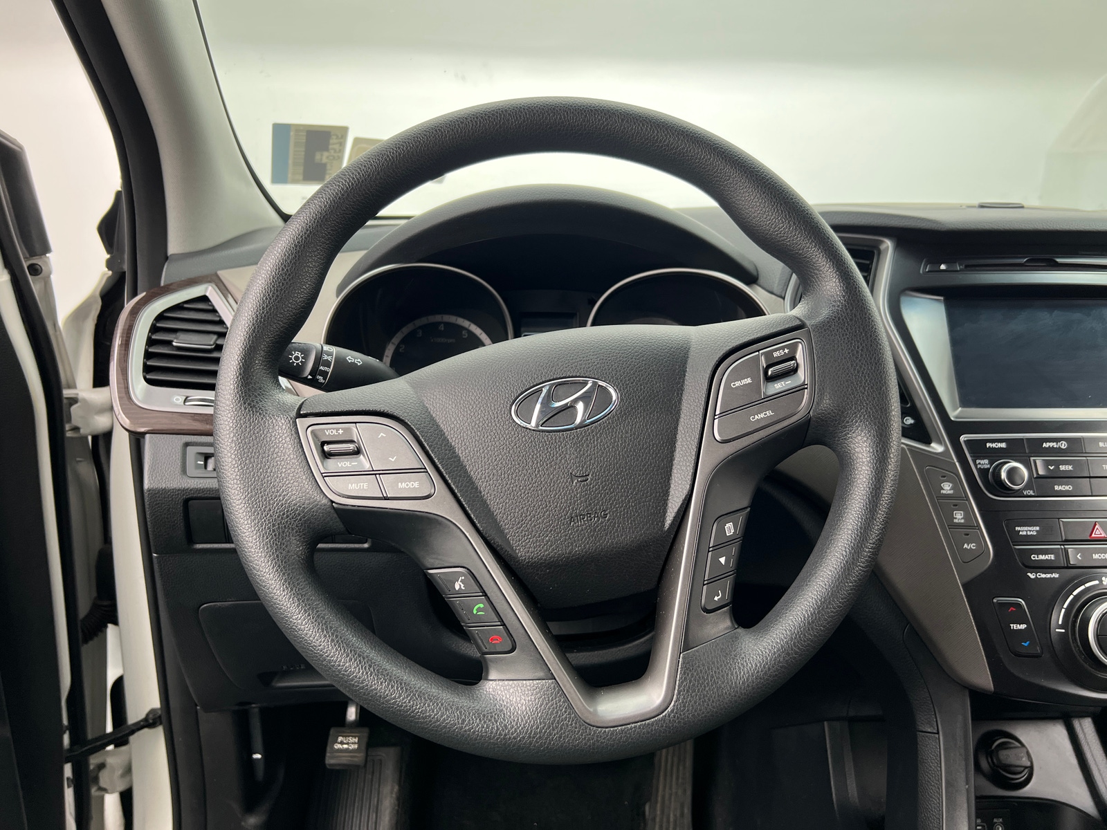 Thumbnail: 2018 Hyundai Santa Fe - 5