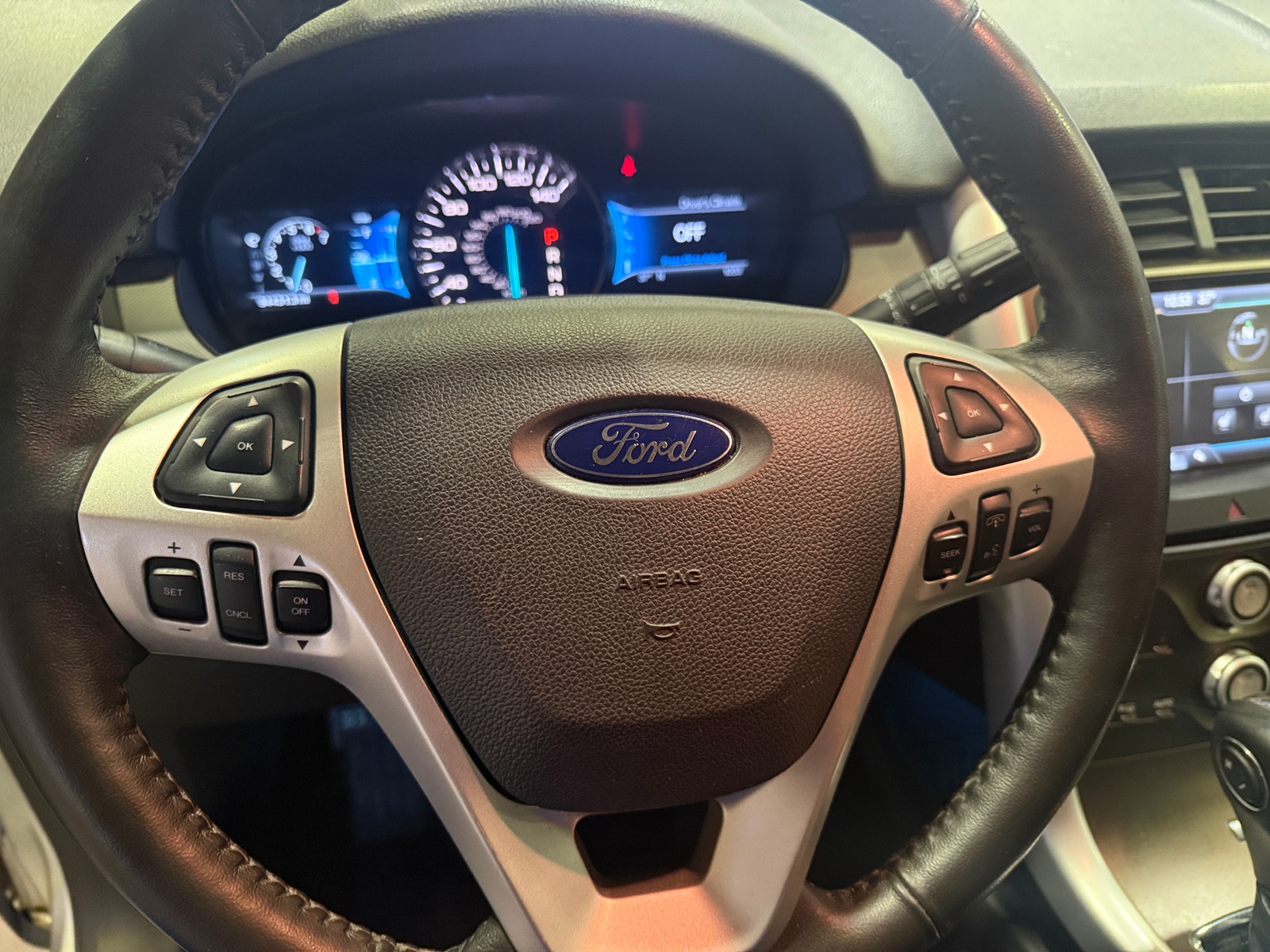 Thumbnail: 2011 Ford Edge - 4