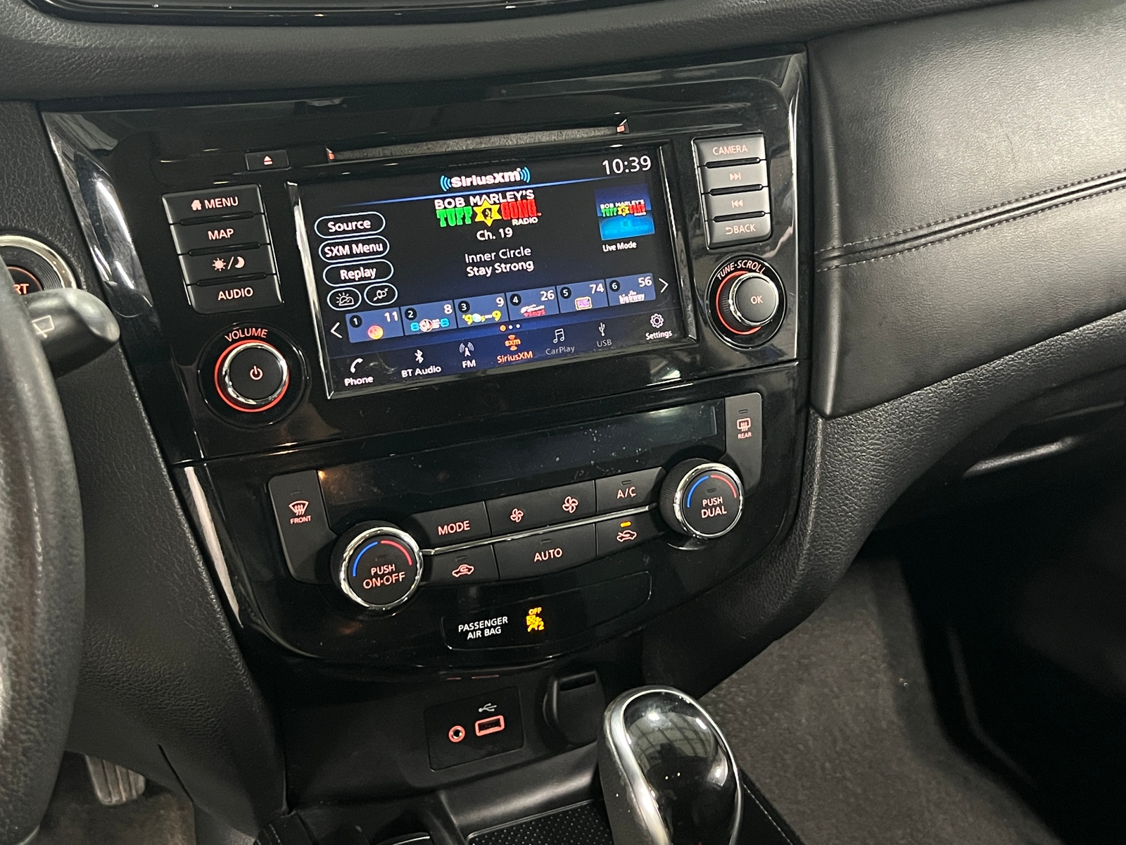 Thumbnail: 2020 Nissan Rogue - 3