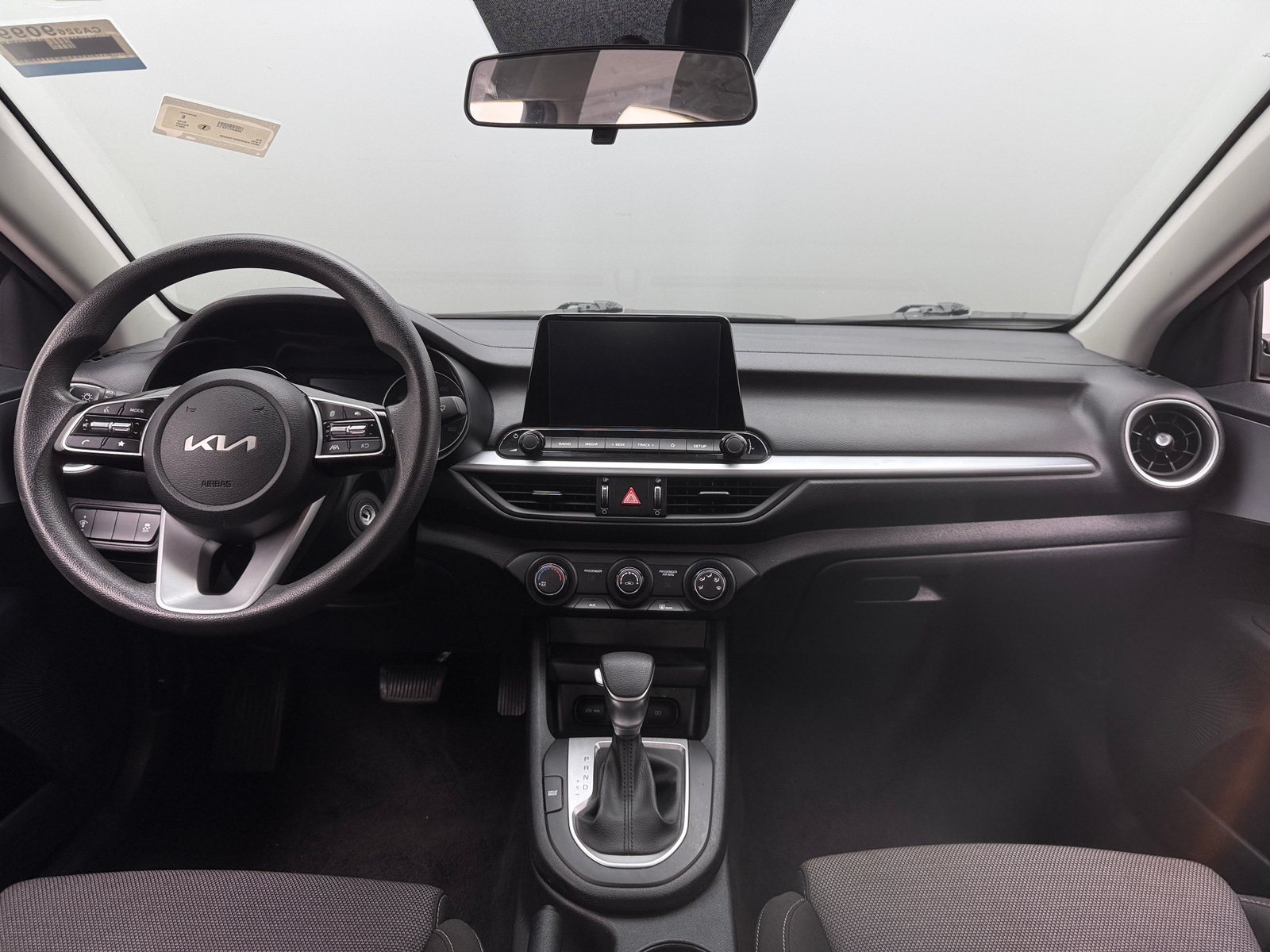 Thumbnail: 2024 Kia Forte - 3