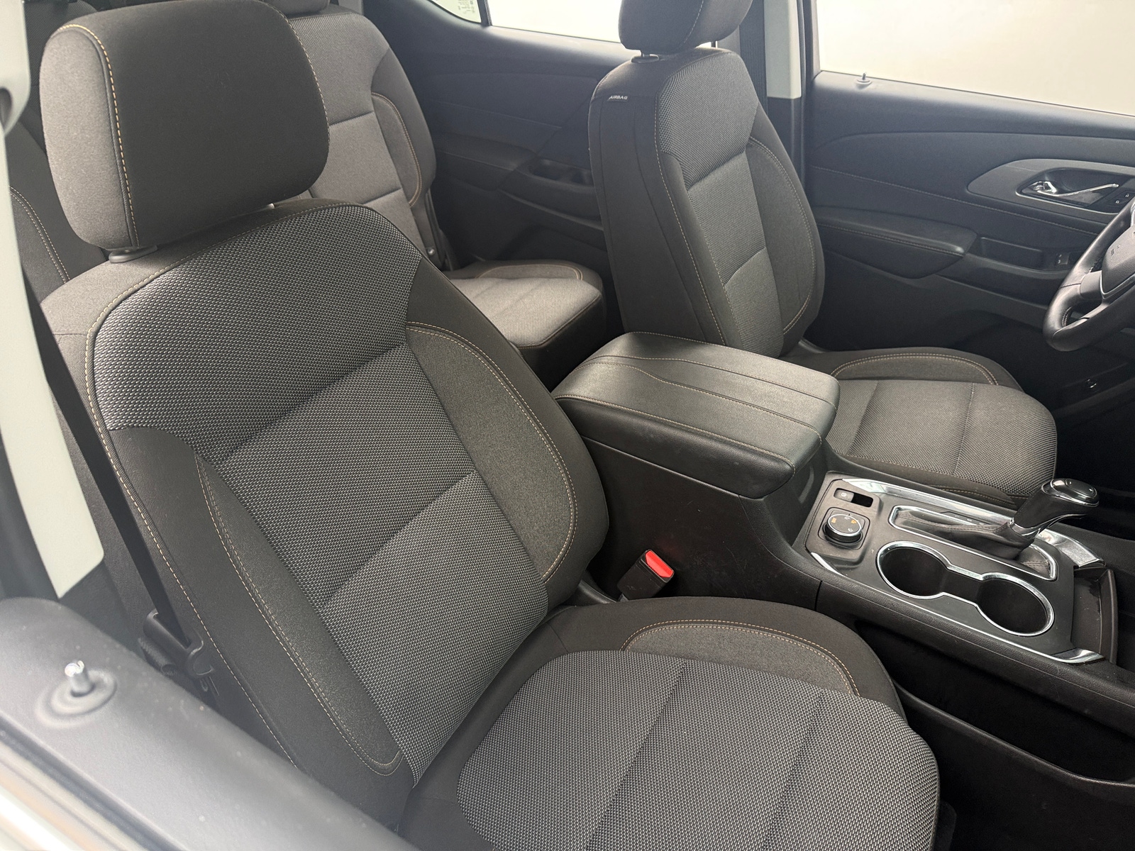 Thumbnail: 2020 Chevrolet Traverse - 2