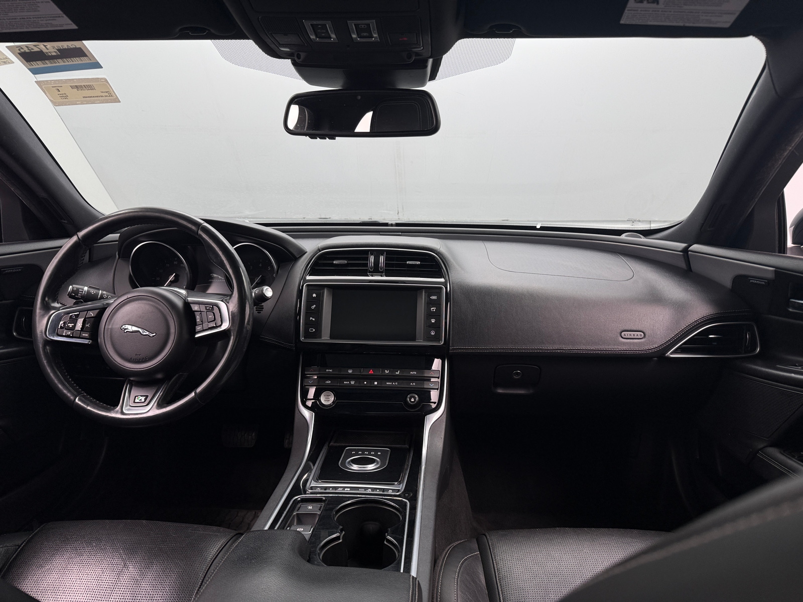 Thumbnail: 2017 Jaguar XE - 2