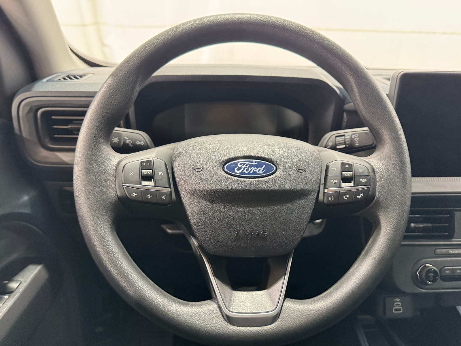 Thumbnail: 2025 Ford Maverick - 5