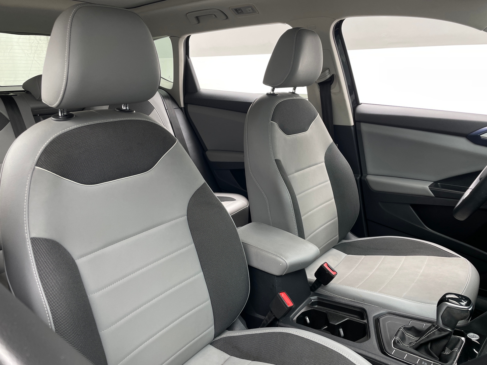 Thumbnail: 2023 Volkswagen Taos - 2