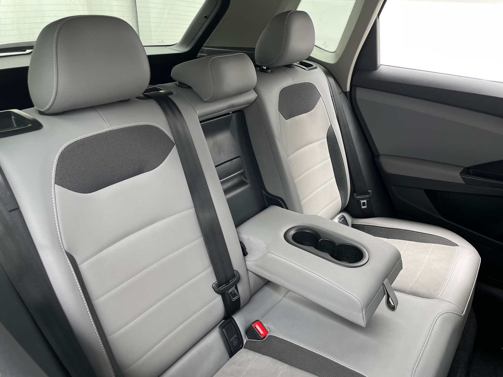 Thumbnail: 2023 Volkswagen Taos - 6