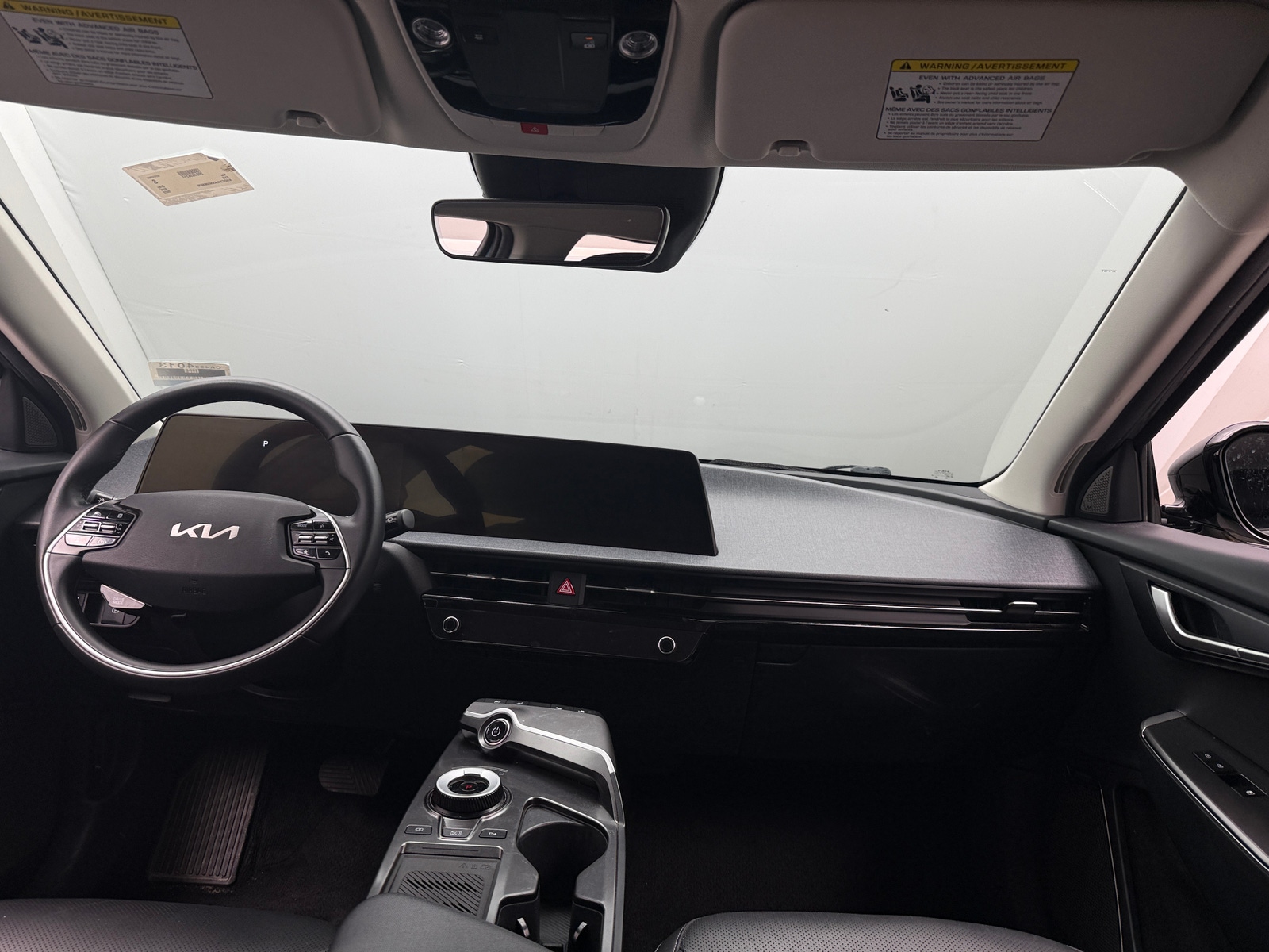 Thumbnail: 2022 Kia EV6 - 2