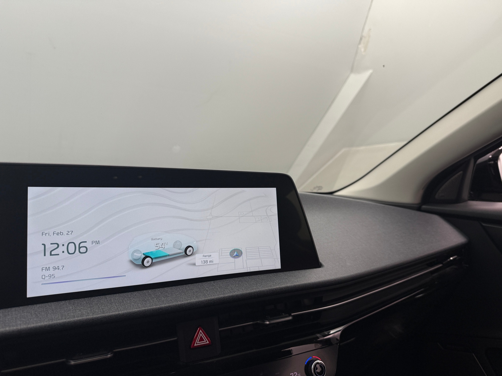 Thumbnail: 2022 Kia EV6 - 3