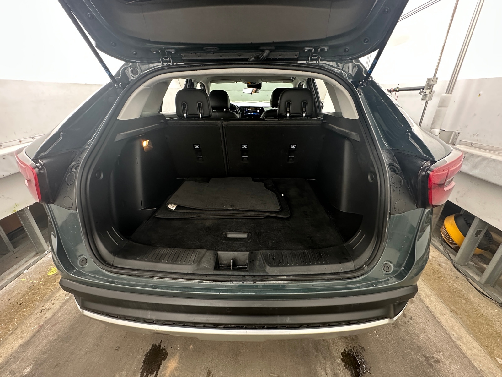 Thumbnail: 2025 Chevrolet Trax - 7