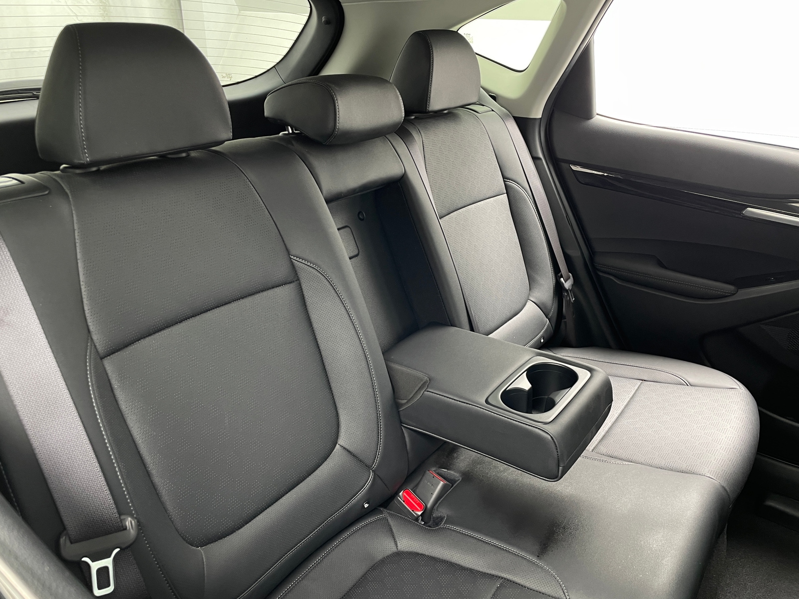 Thumbnail: 2022 Kia Seltos - 5