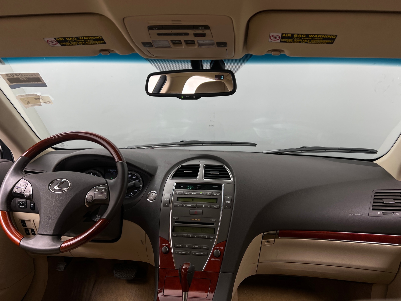 Thumbnail: 2010 Lexus ES - 2