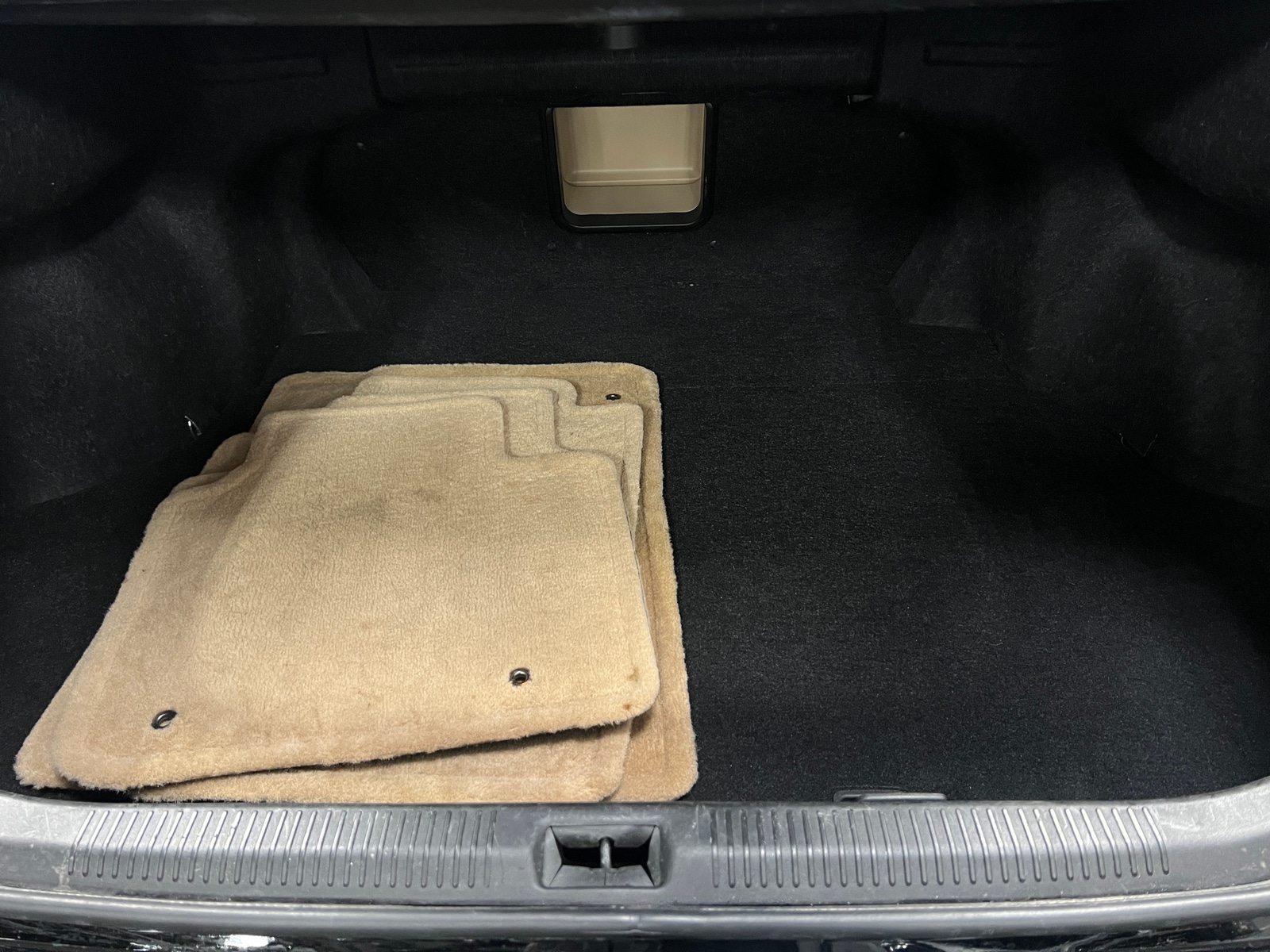 Thumbnail: 2010 Lexus ES - 6