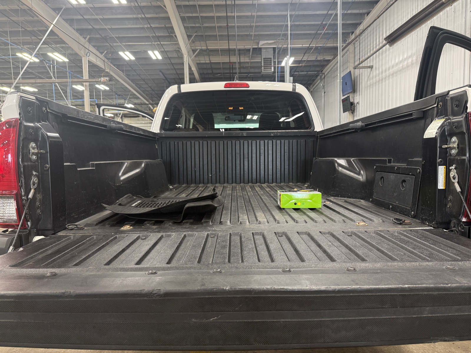 Thumbnail: 2020 Toyota Tacoma - 7