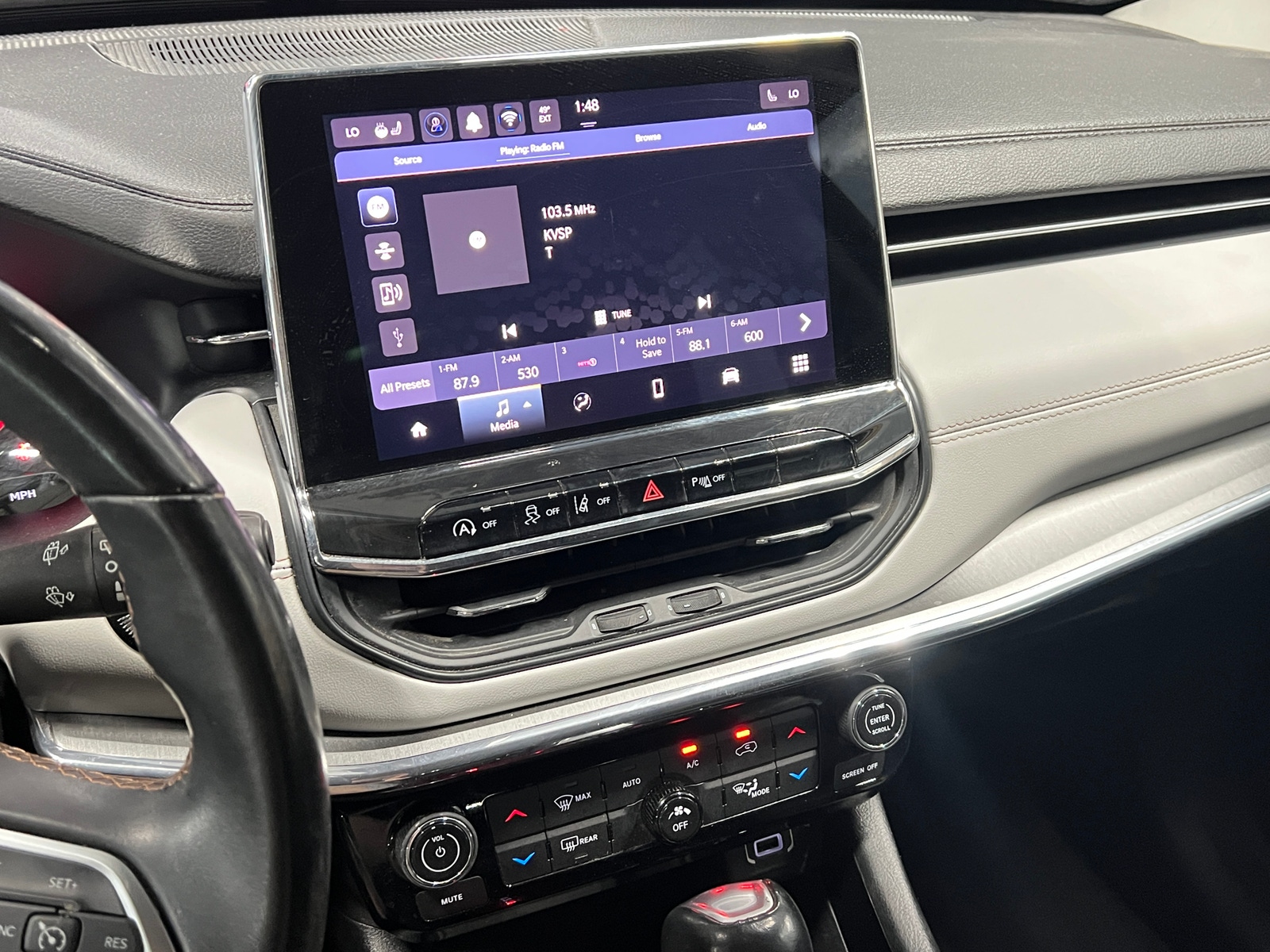 Thumbnail: 2022 Jeep Compass - 3