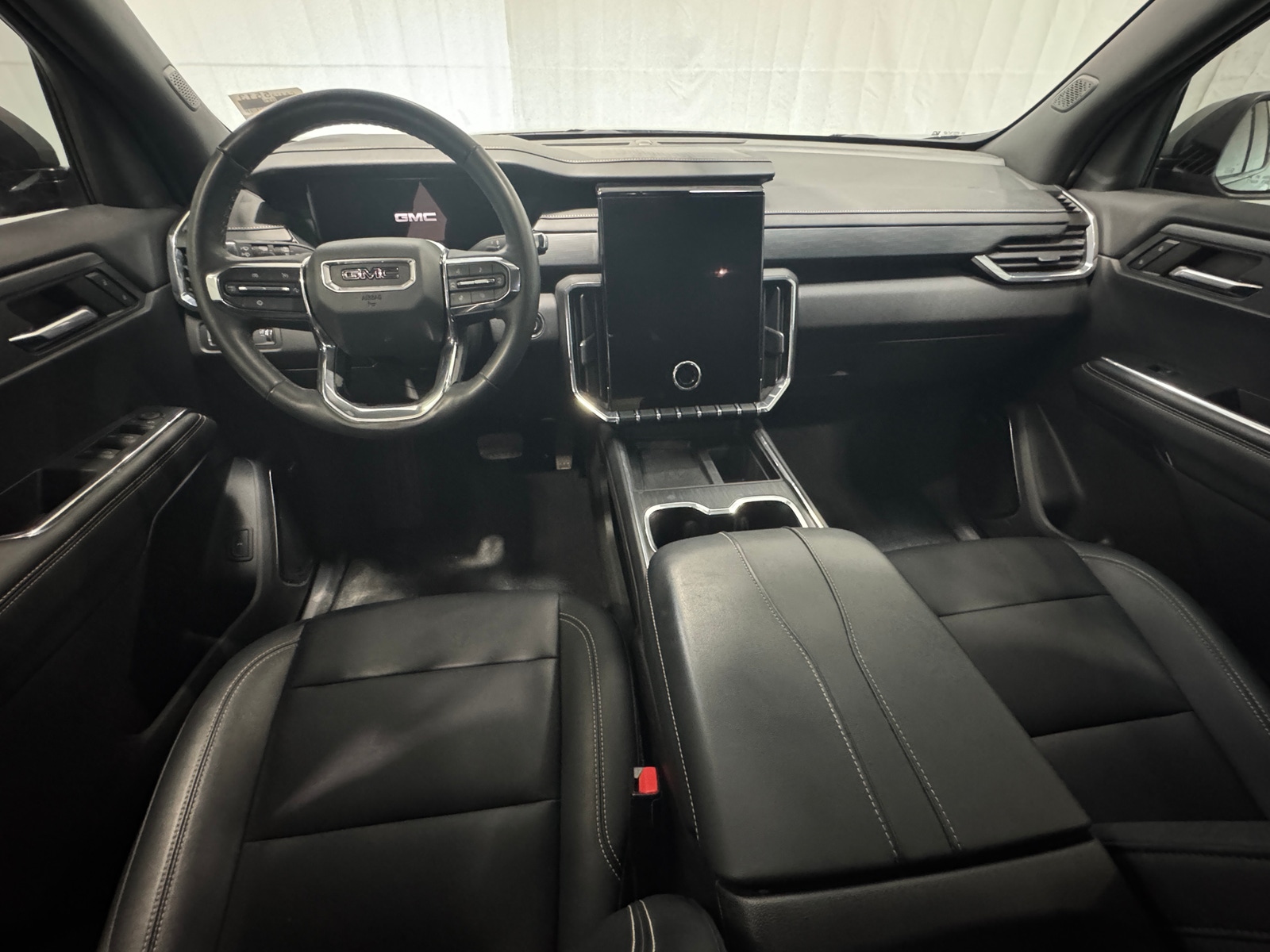 Thumbnail: 2024 GMC Acadia - 2