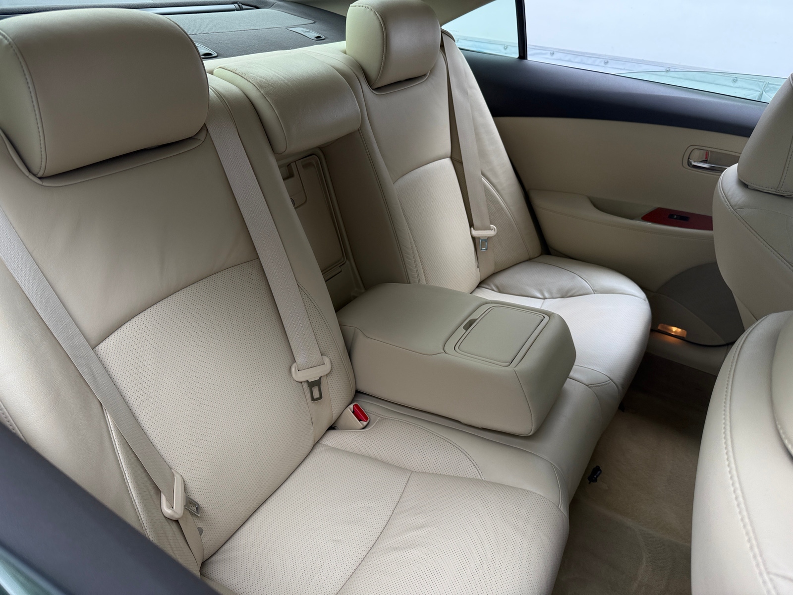 Thumbnail: 2012 Lexus ES - 5