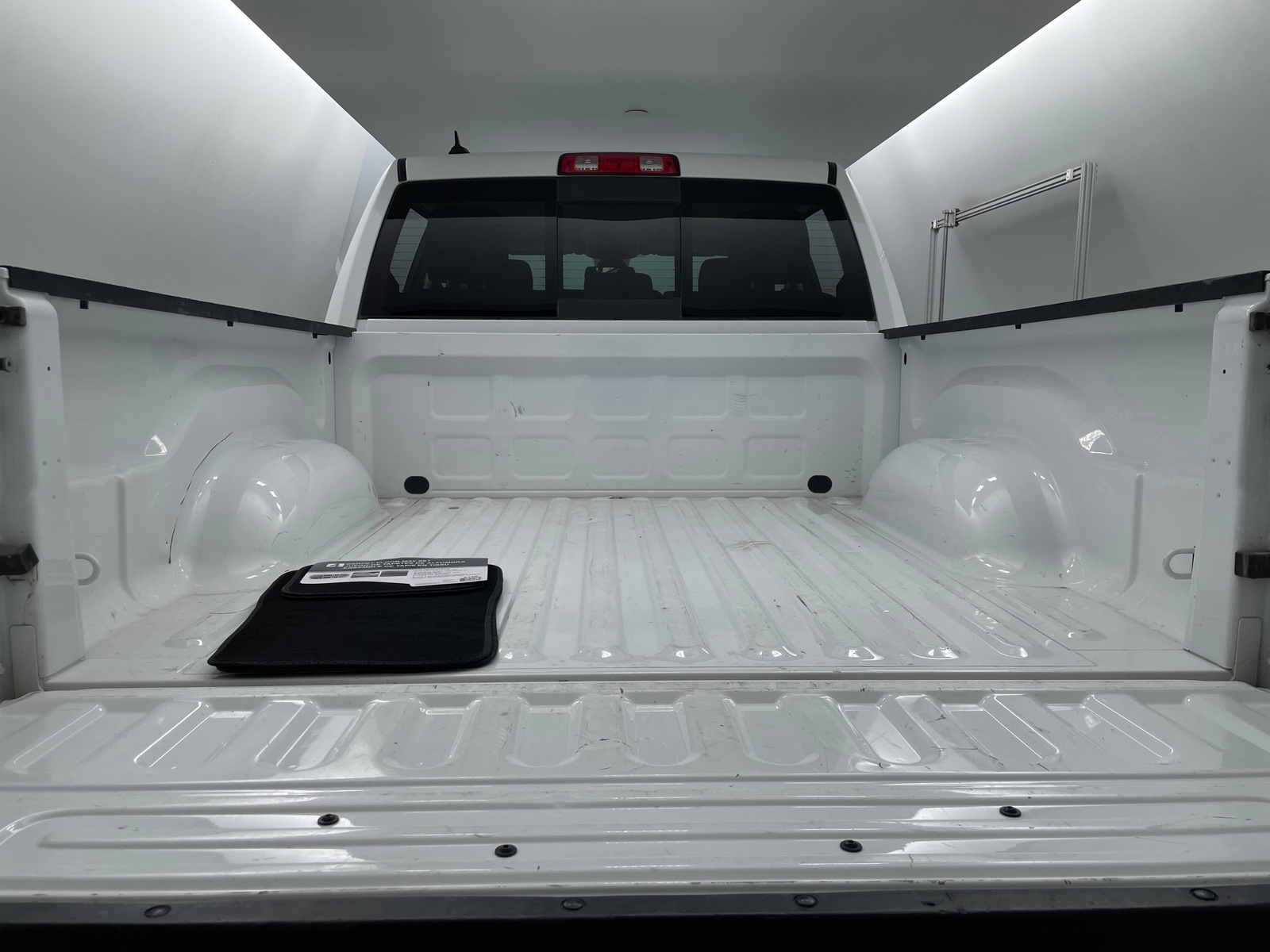 Thumbnail: 2023 RAM 1500 Classic - 7