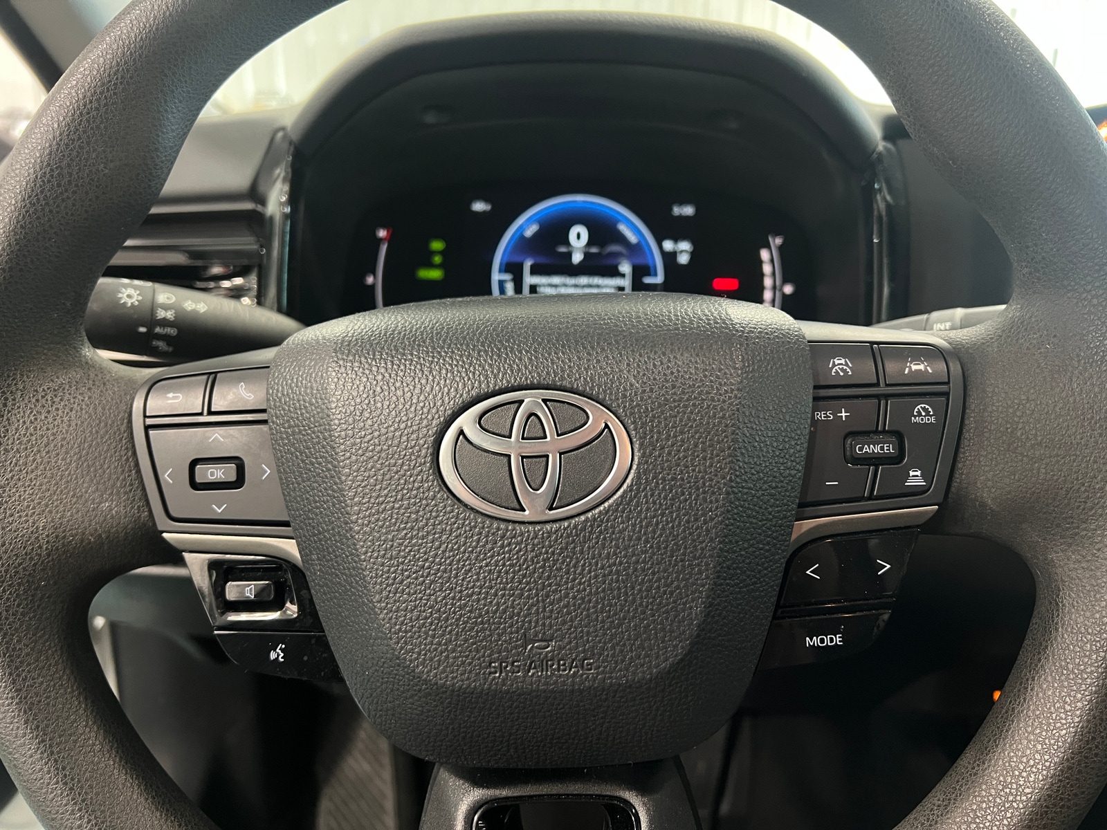 Thumbnail: 2025 Toyota Camry - 5