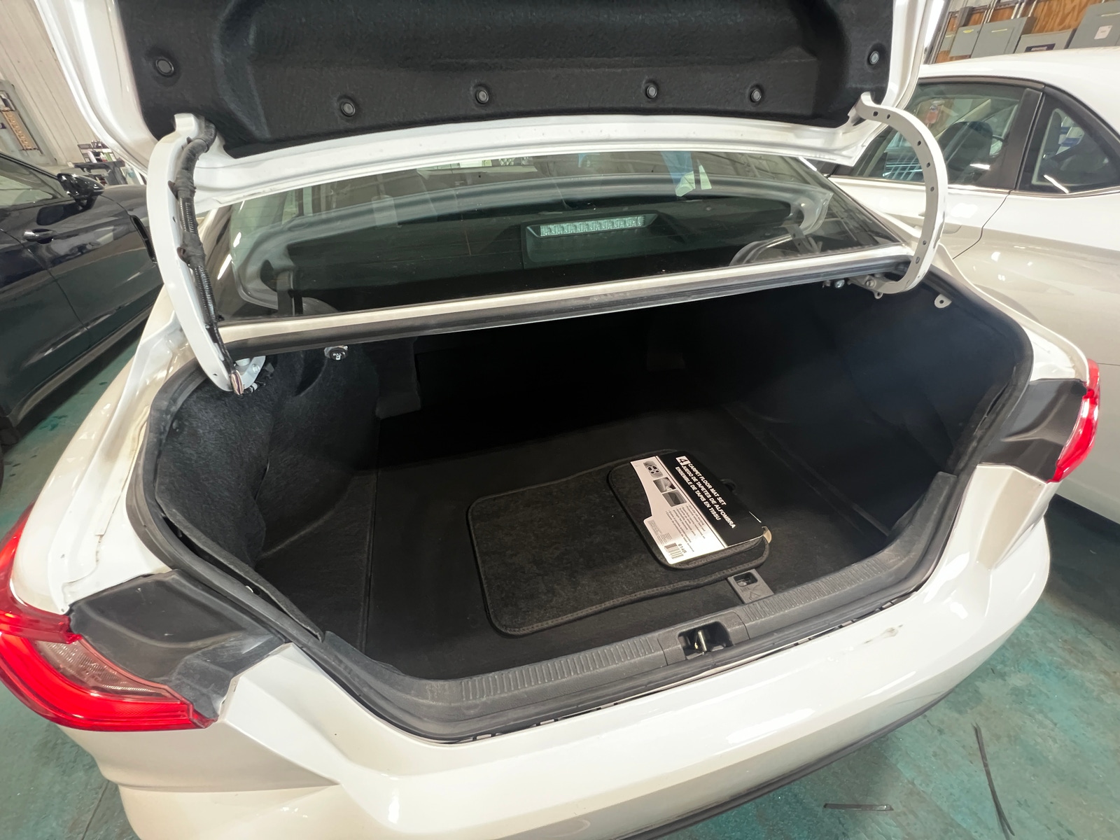 Thumbnail: 2025 Toyota Camry - 7