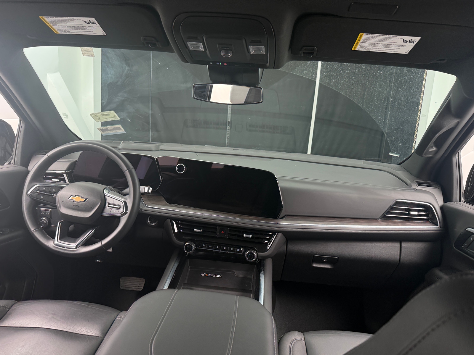 Thumbnail: 2025 Chevrolet Tahoe - 2