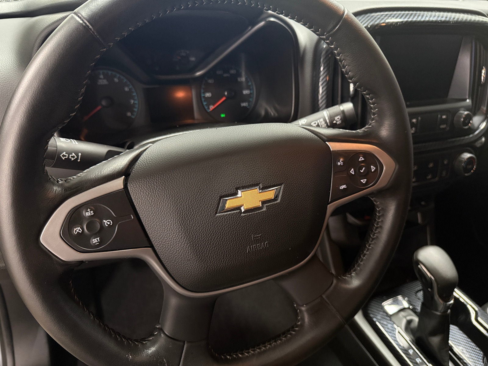 Thumbnail: 2022 Chevrolet Colorado - 5