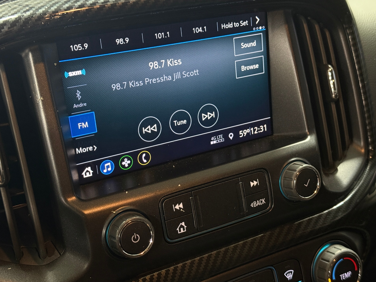 Thumbnail: 2022 Chevrolet Colorado - 4