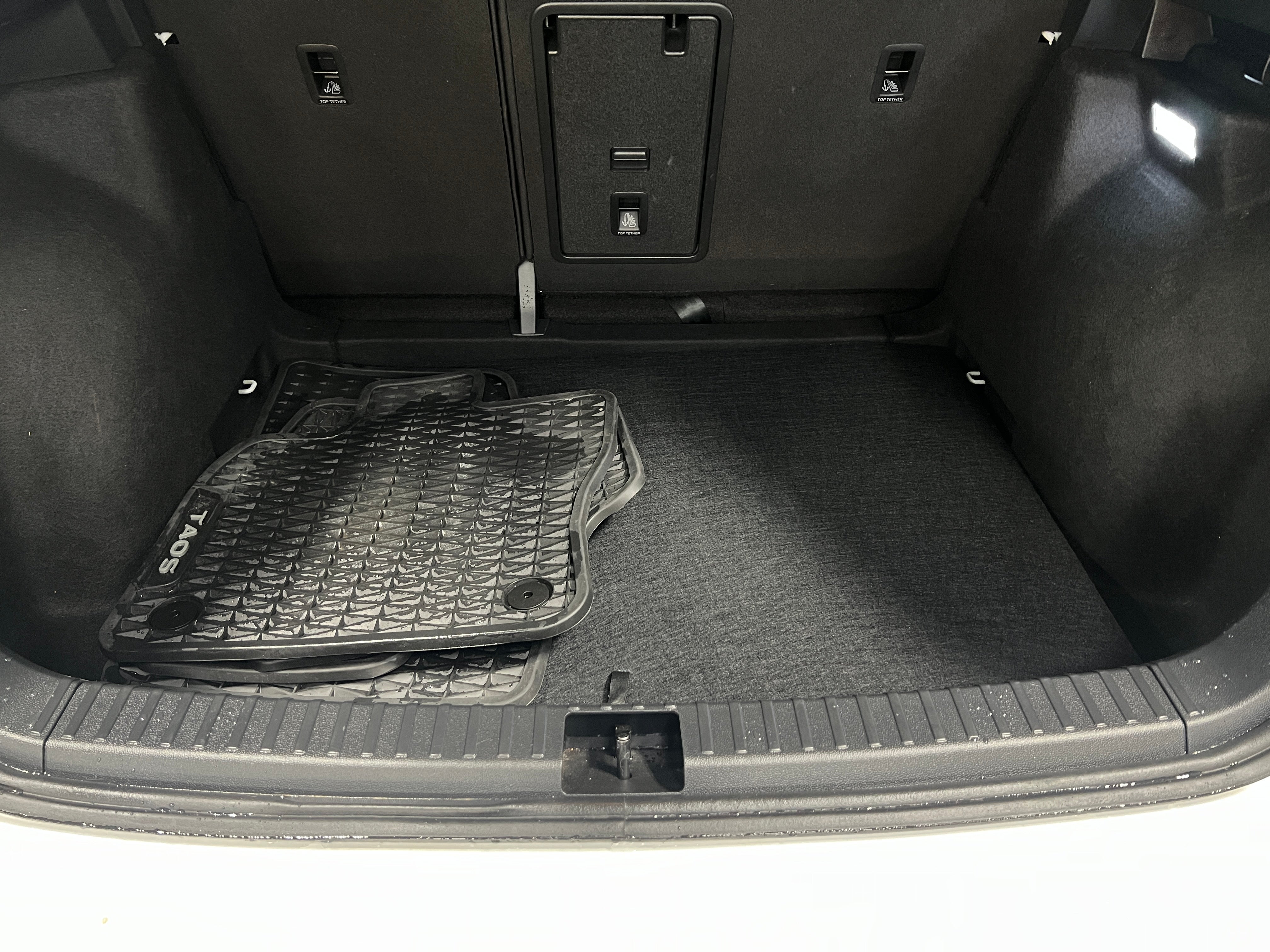 2025 Volkswagen Taos