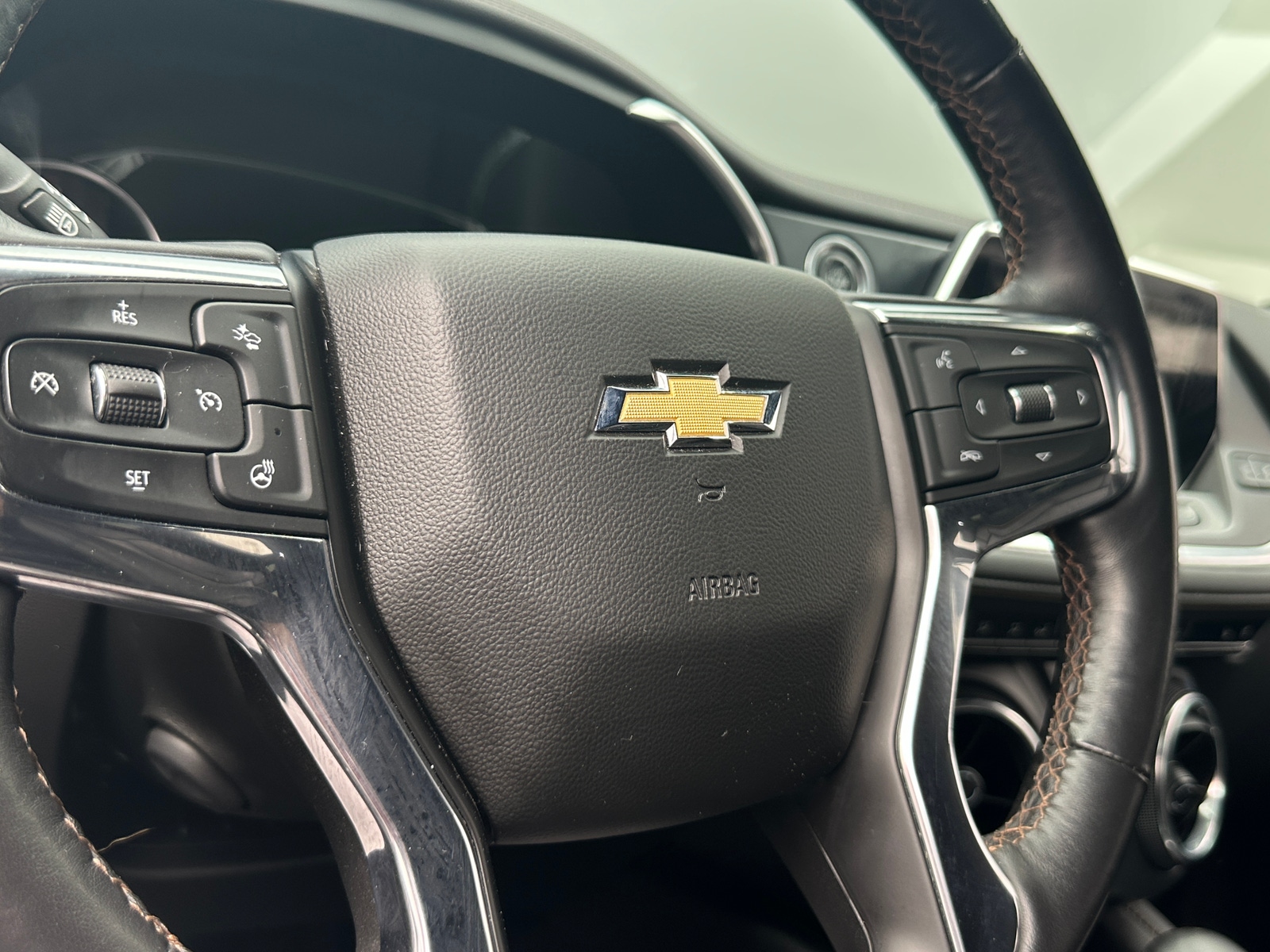 Thumbnail: 2022 Chevrolet Blazer - 4