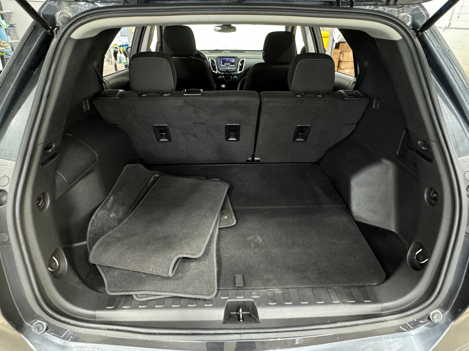 Thumbnail: 2023 Chevrolet Equinox - 7