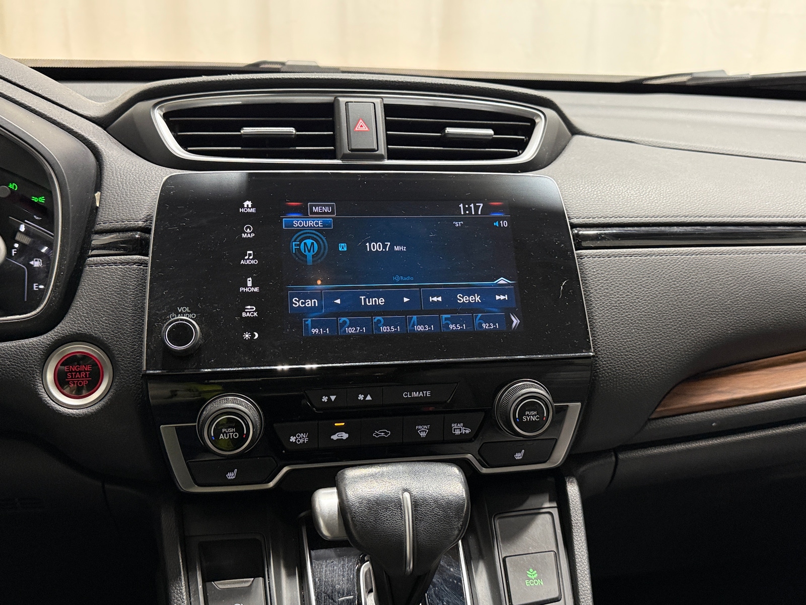 Thumbnail: 2017 Honda CR-V - 3