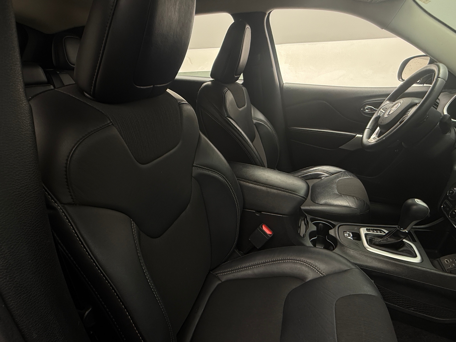 Thumbnail: 2018 Jeep Cherokee - 2