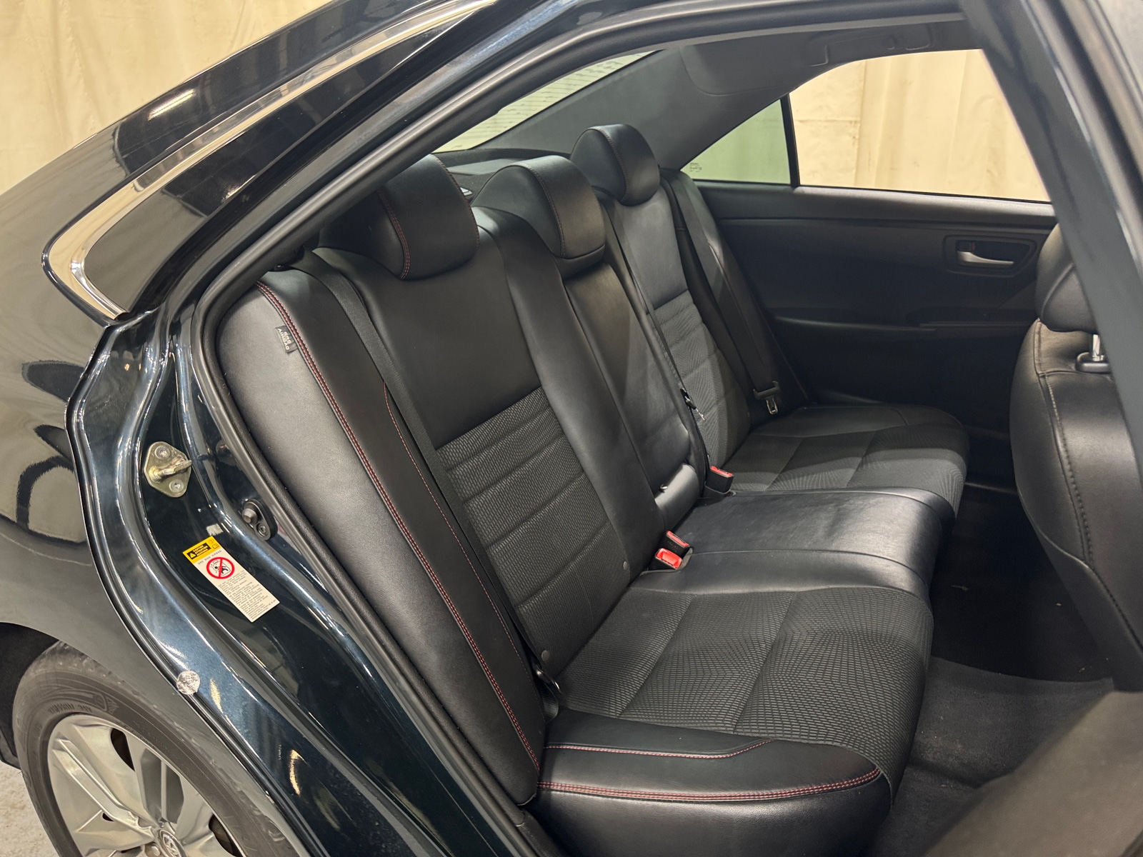 Thumbnail: 2017 Toyota Camry - 6