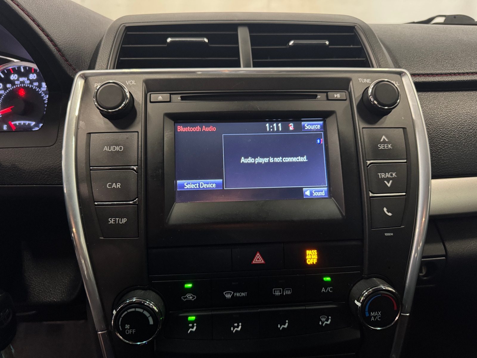 Thumbnail: 2017 Toyota Camry - 4