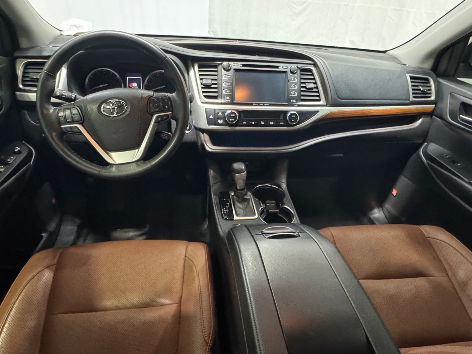 Thumbnail: 2019 Toyota Highlander - 2