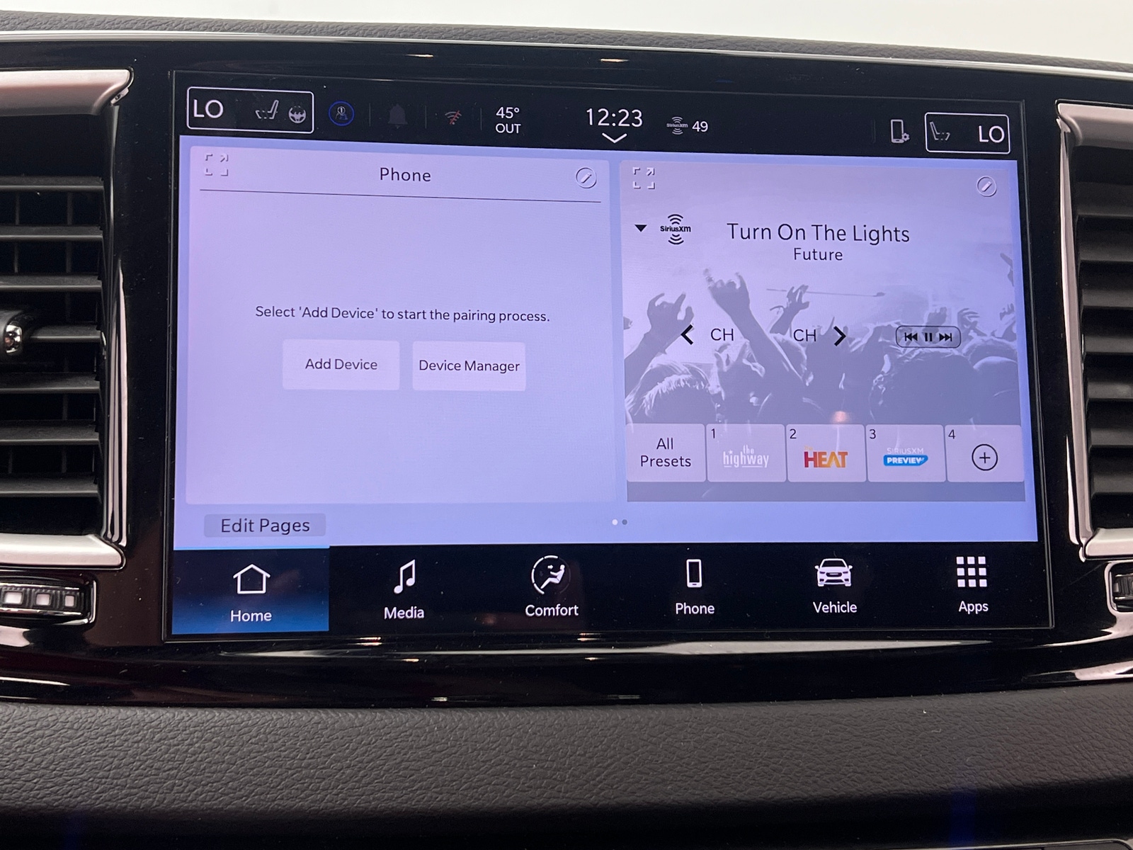 Thumbnail: 2025 Chrysler Pacifica - 3