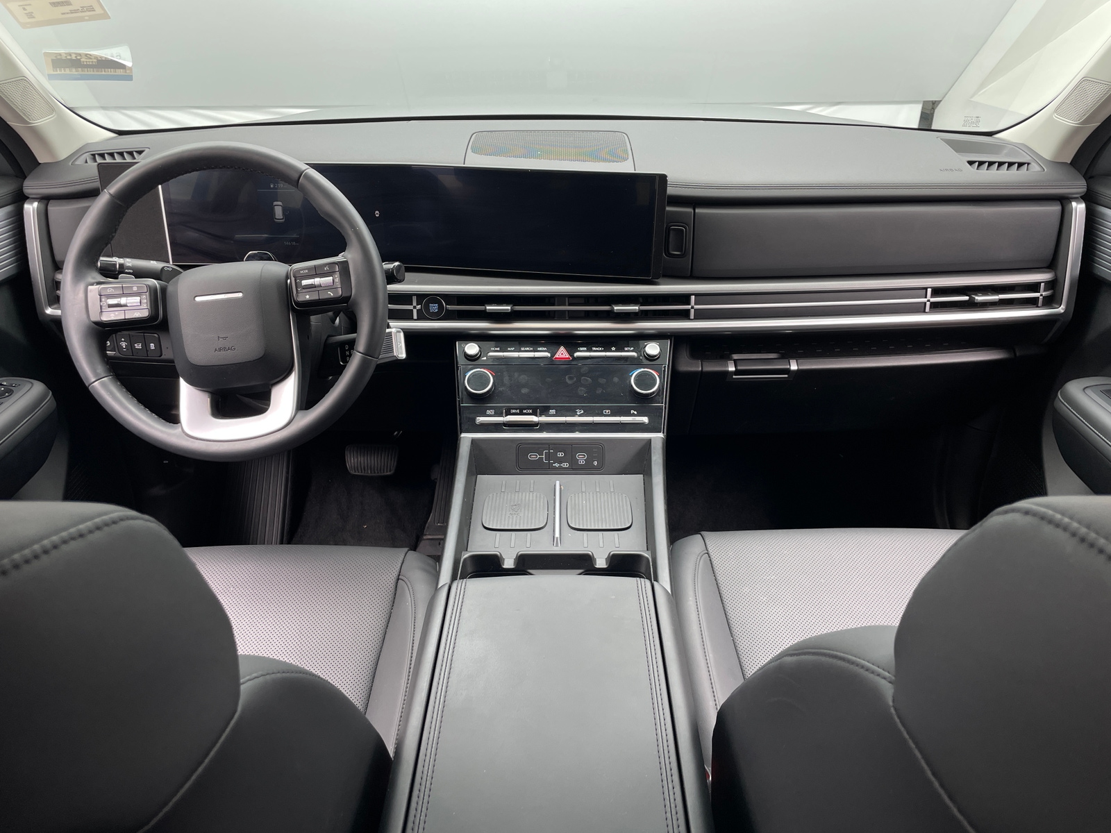 Thumbnail: 2025 Hyundai Santa Fe - 2