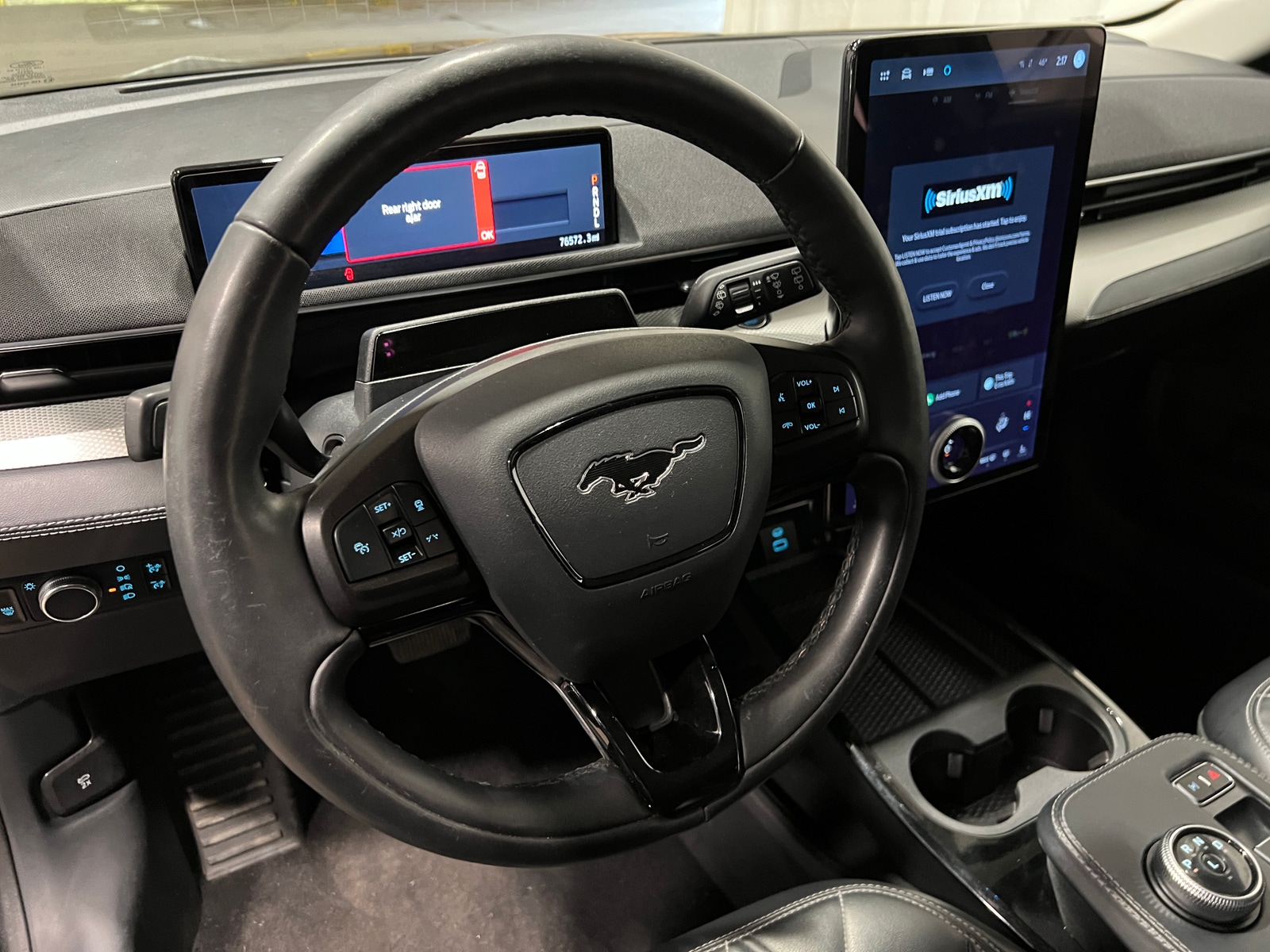 Thumbnail: 2021 Ford Mustang Mach-E - 4